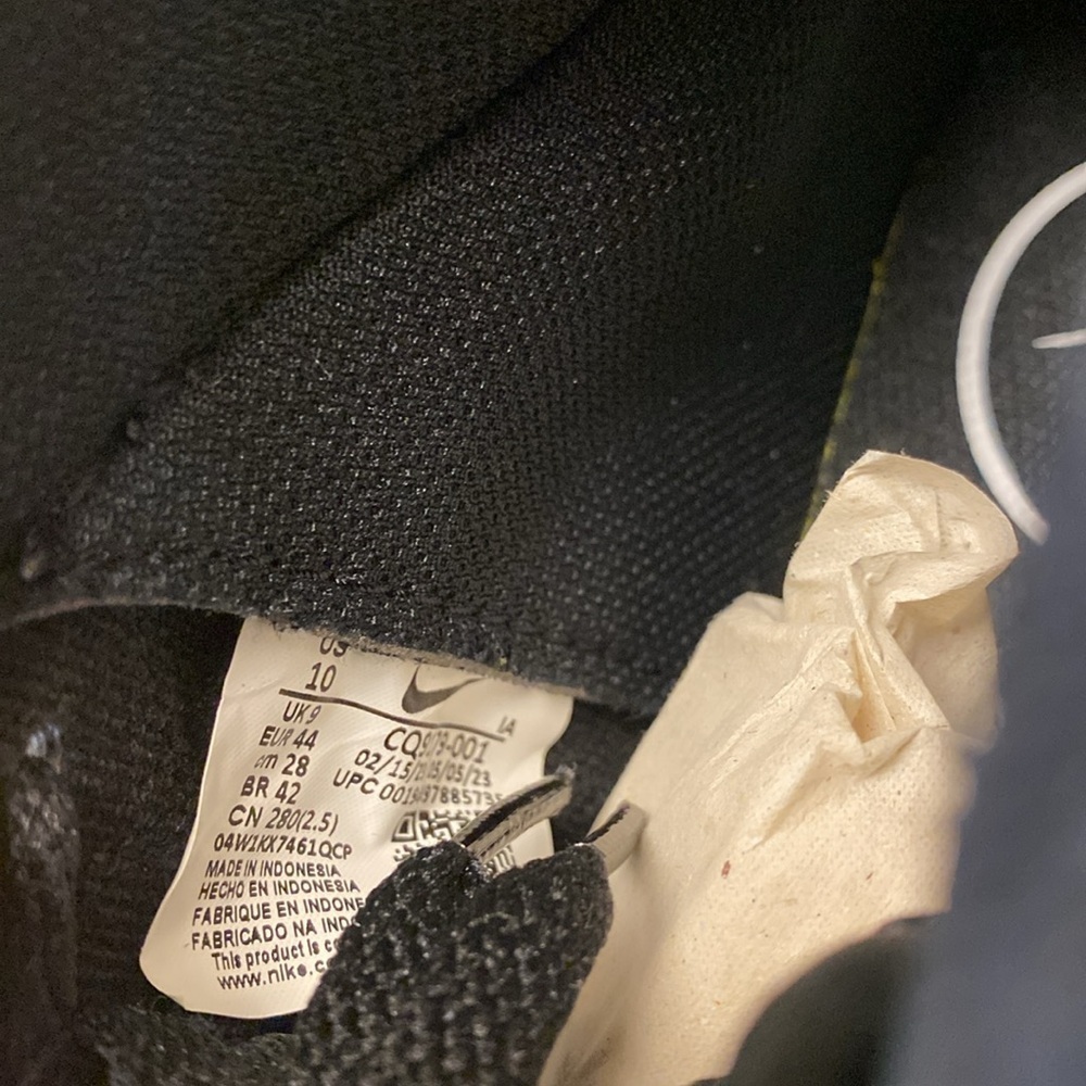 Nike Court Royale 2 - M10 ( A few smudges from storage ) - Picture 8 of 14